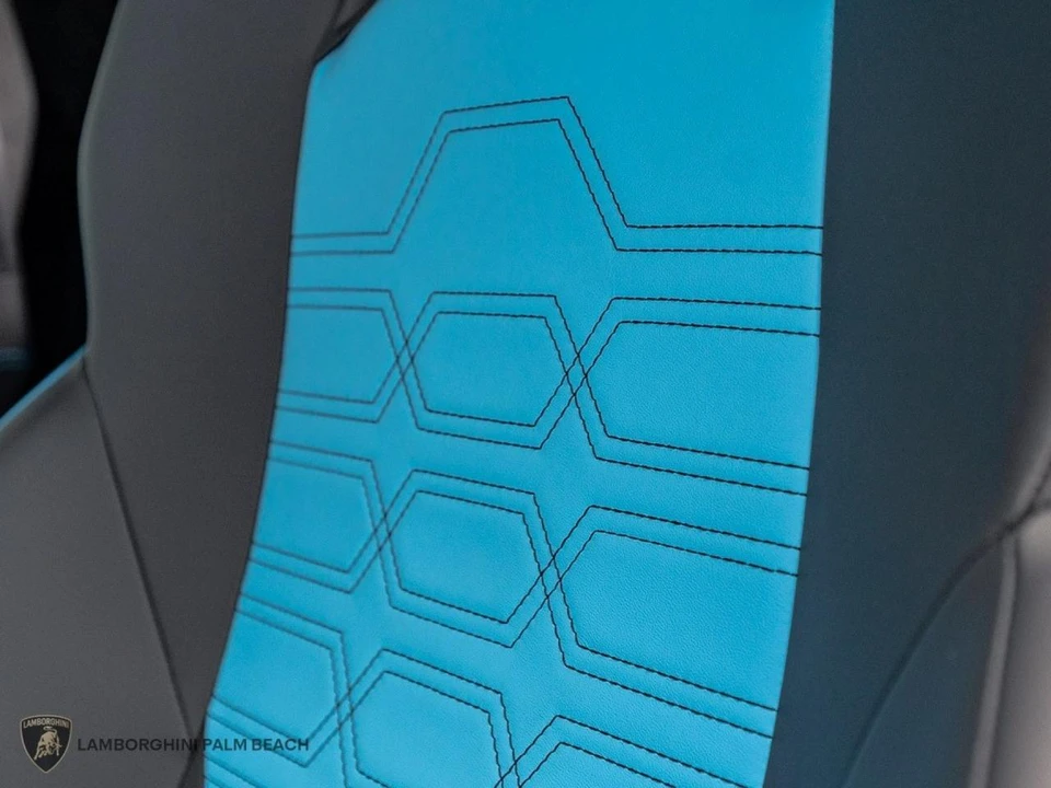 2026 Lamborghini Revuelto - Image 29 of 31