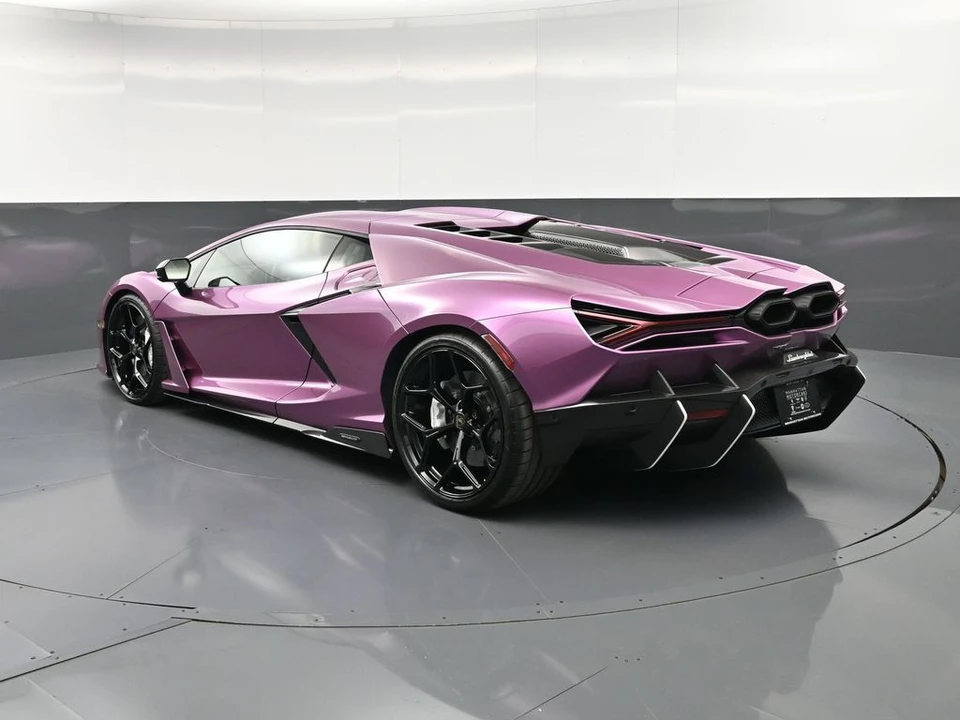 2026 Lamborghini Revuelto - Image 3 of 31