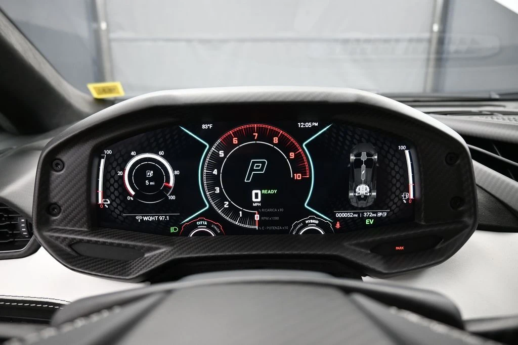 2026 Lamborghini Revuelto - Image 19 of 31