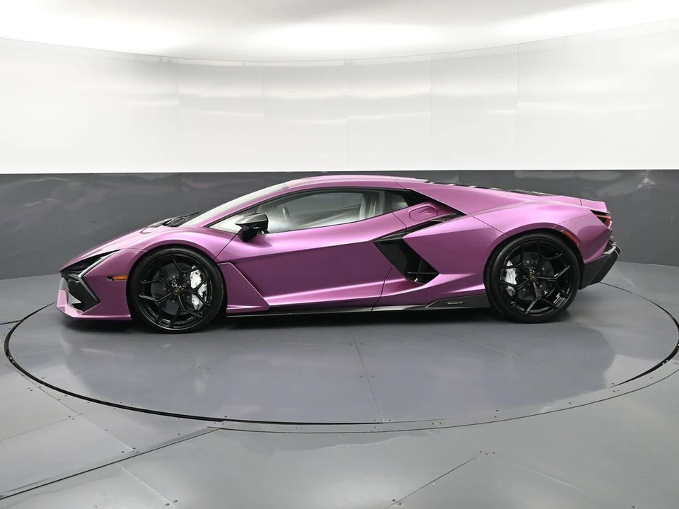 2026 Lamborghini Revuelto - Image 2 of 31
