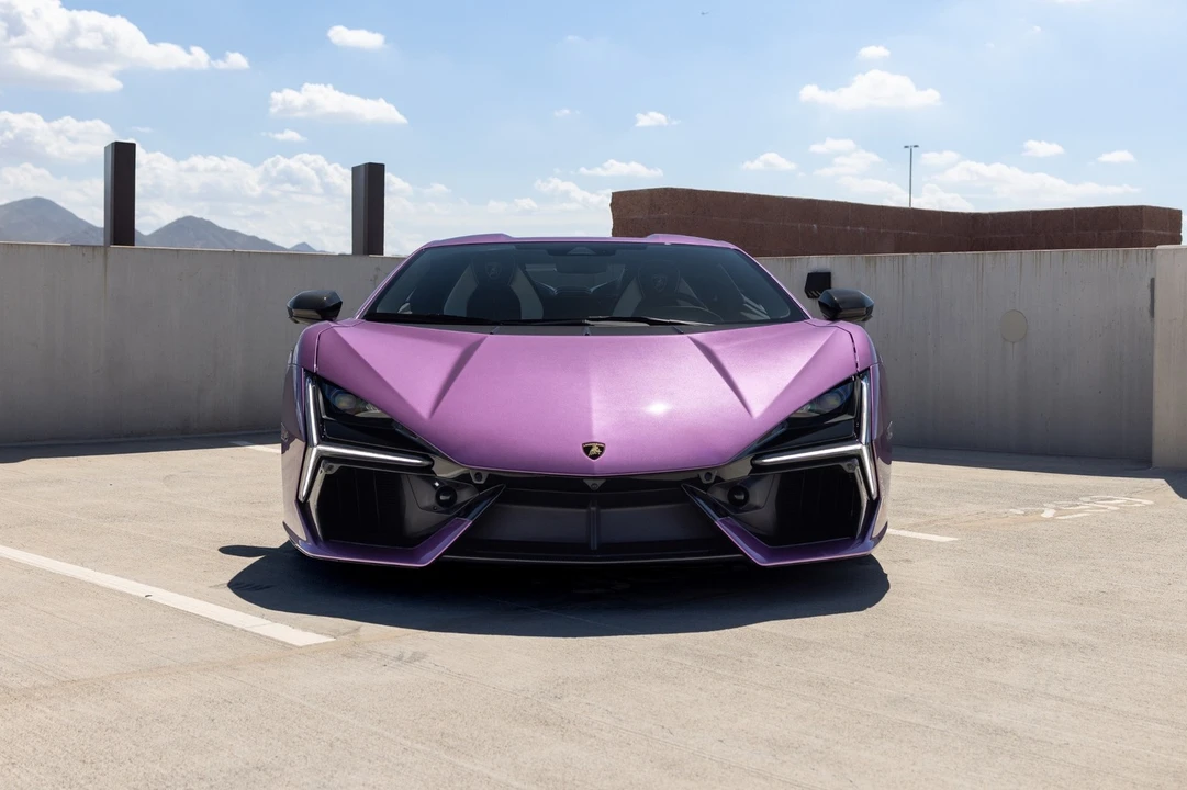 2026 Lamborghini Revuelto - Image 4 of 31