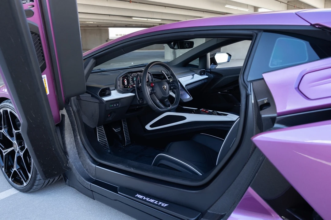 2026 Lamborghini Revuelto - Image 3 of 31
