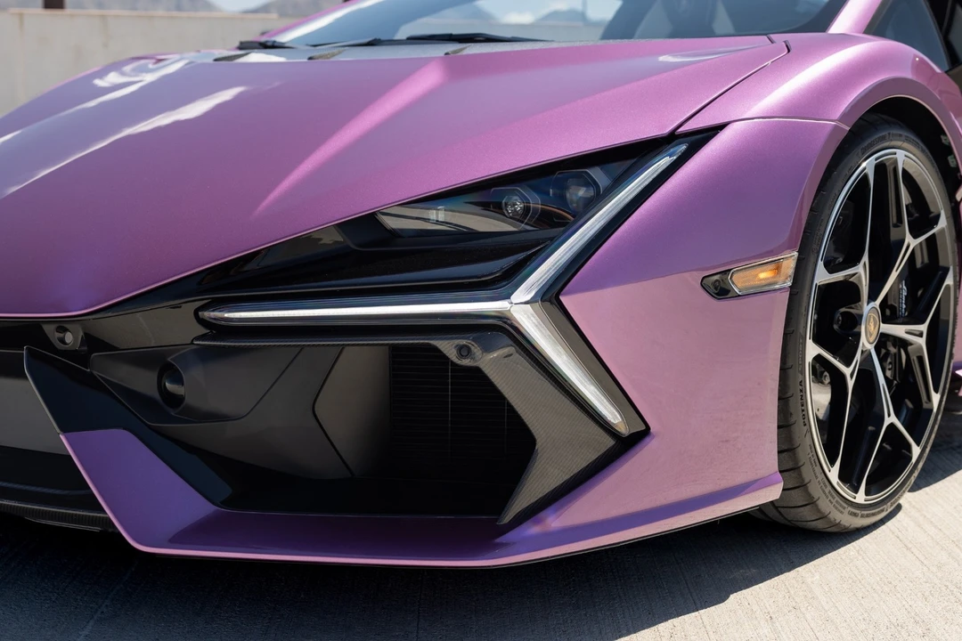 2026 Lamborghini Revuelto - Image 22 of 31