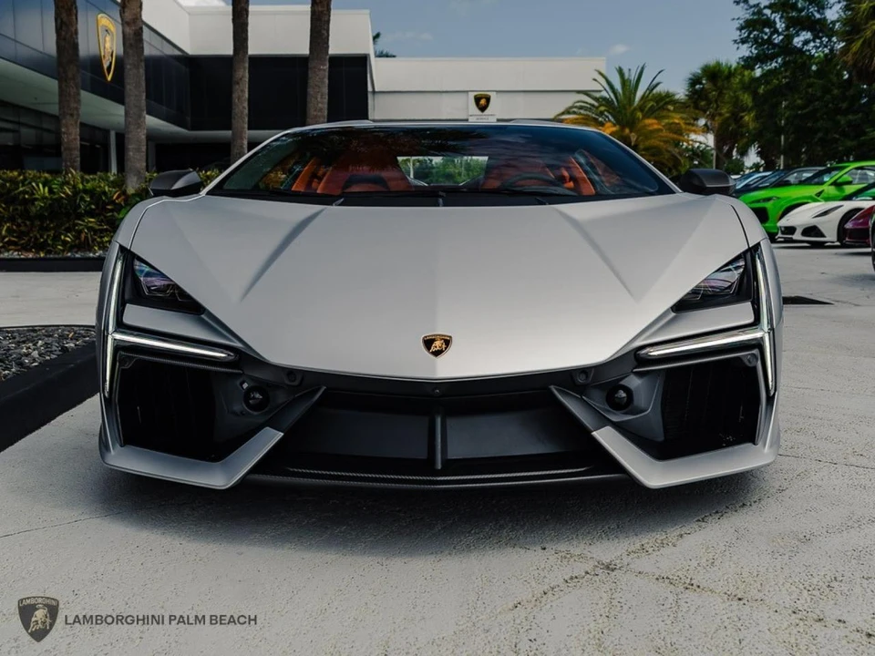 2026 Lamborghini Revuelto - Image 6 of 22