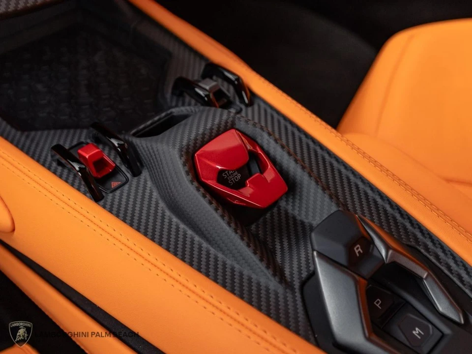 2026 Lamborghini Revuelto - Image 14 of 22