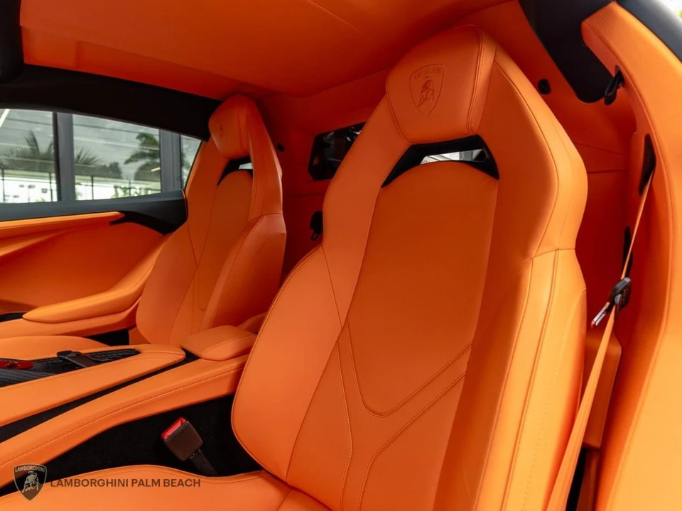2026 Lamborghini Revuelto - Image 20 of 22