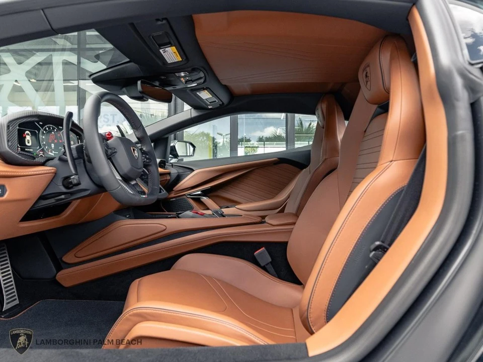 2026 Lamborghini Revuelto - Image 20 of 26