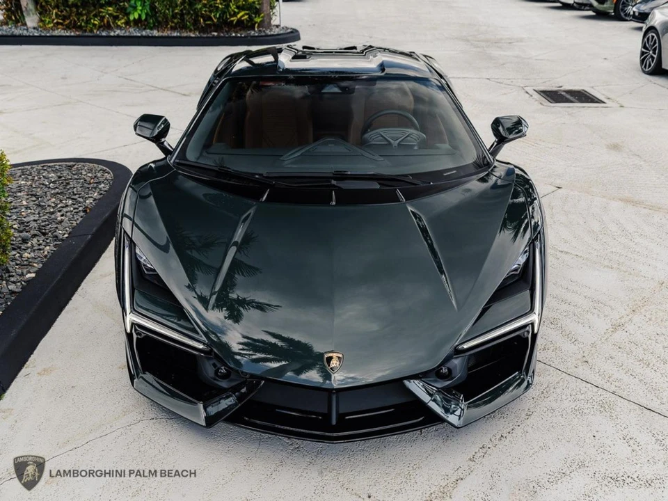 2026 Lamborghini Revuelto - Image 5 of 26