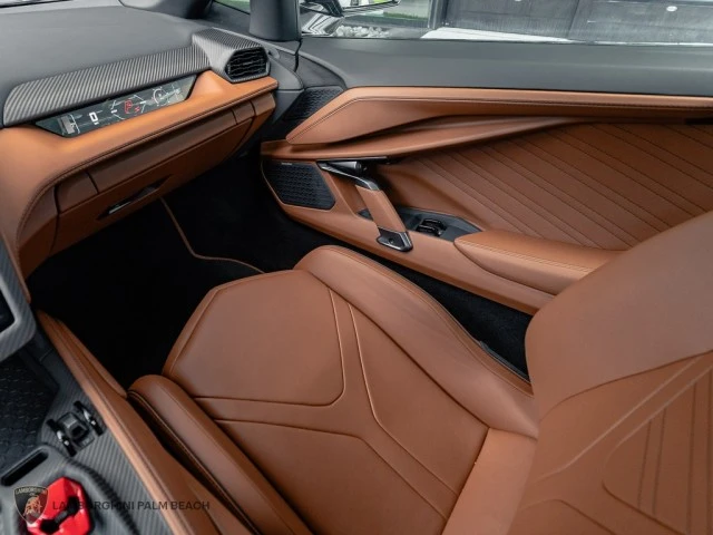 2026 Lamborghini Revuelto - Image 13 of 26
