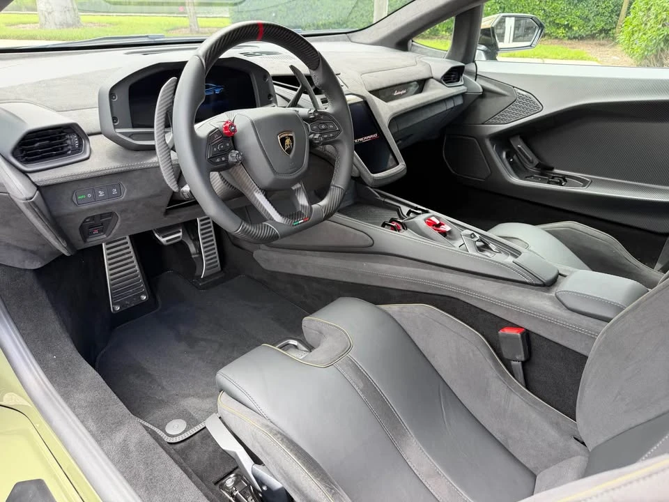 2026 Lamborghini Temerario - Image 3 of 3