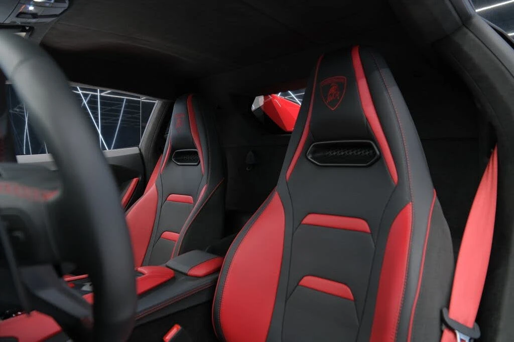 2026 Lamborghini Temerario - Image 27 of 31