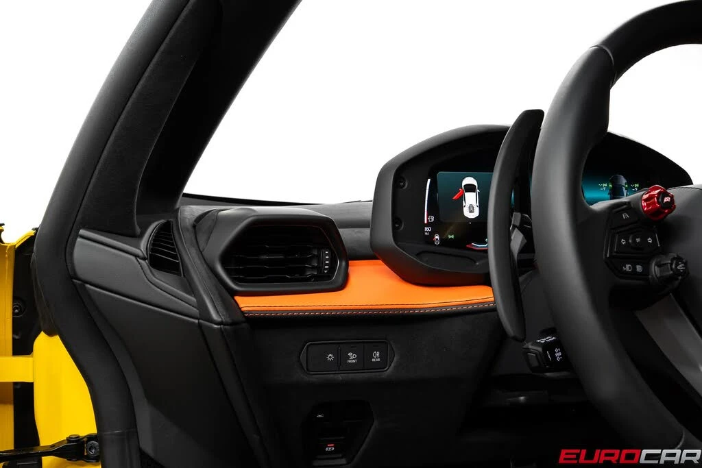 2026 Lamborghini Temerario - Image 29 of 31