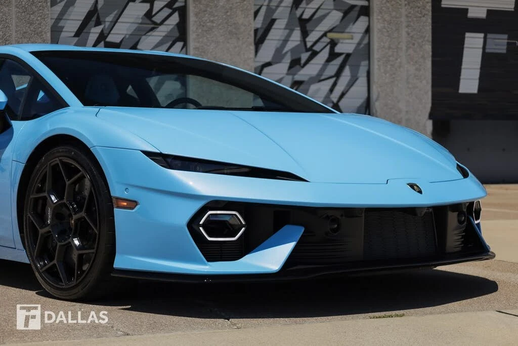 2026 Lamborghini Temerario - Image 3 of 31