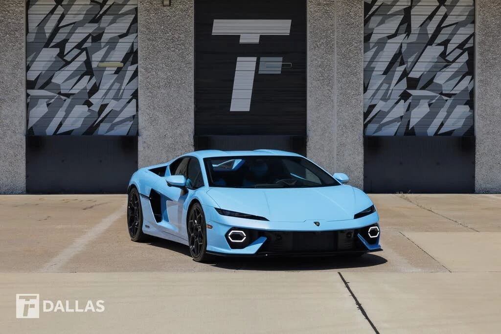 2026 Lamborghini Temerario - Image 2 of 31