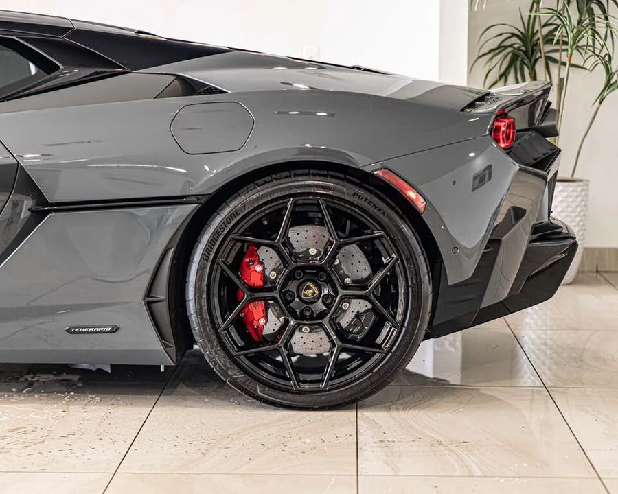 2026 Lamborghini Temerario - Image 8 of 30