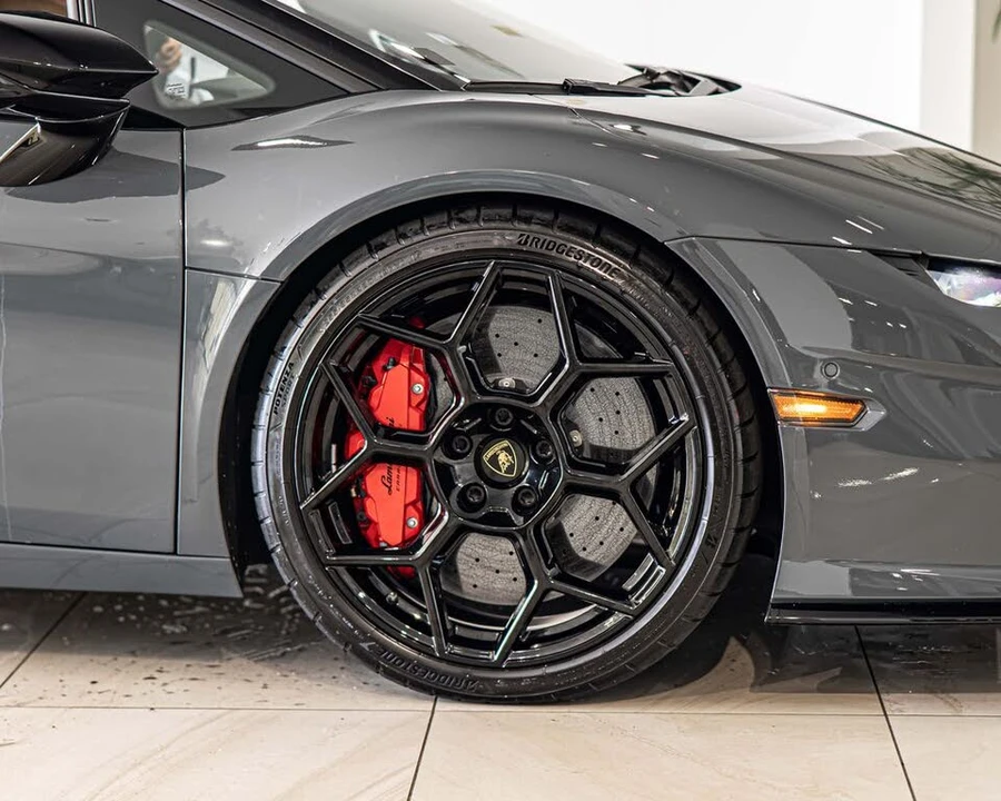 2026 Lamborghini Temerario - Image 11 of 30