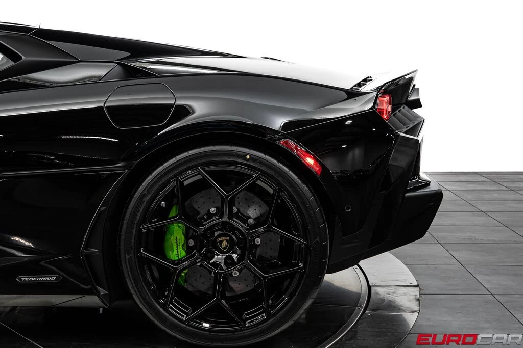 2026 Lamborghini Temerario - Image 16 of 31