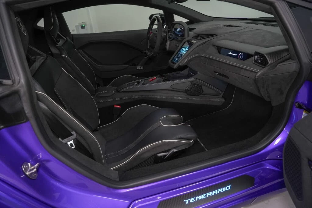 2026 Lamborghini Temerario - Image 2 of 31
