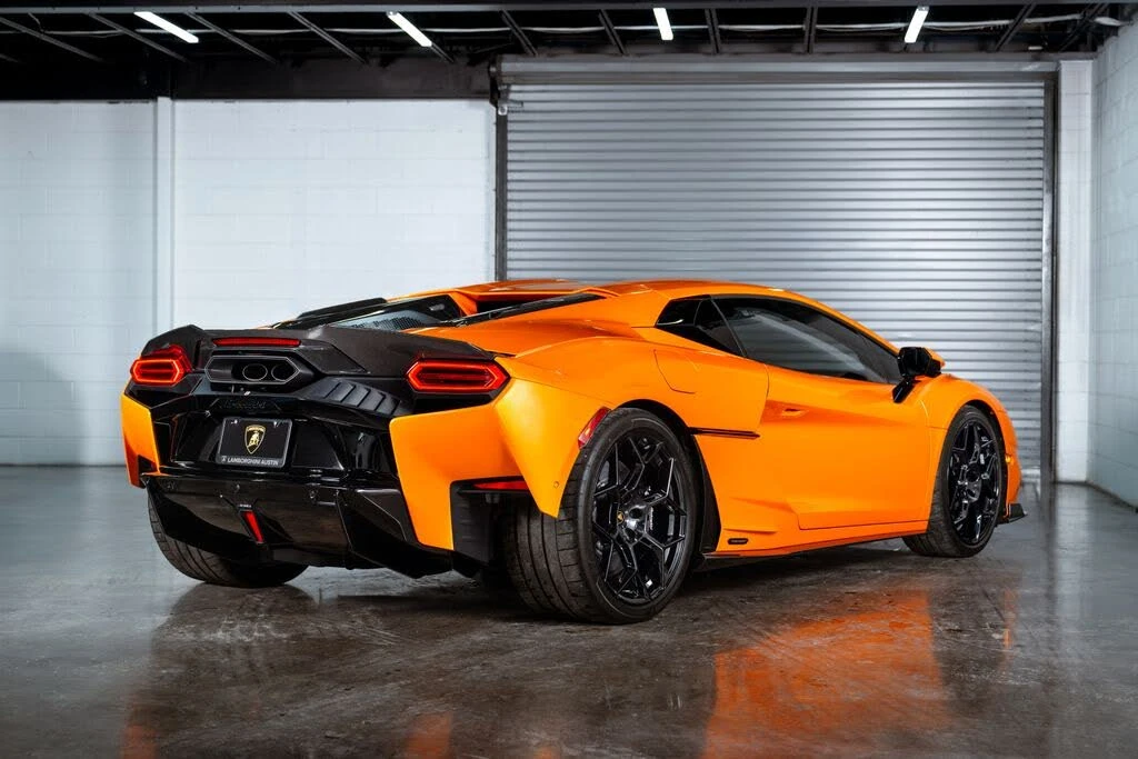 2026 Lamborghini Temerario - Image 3 of 31