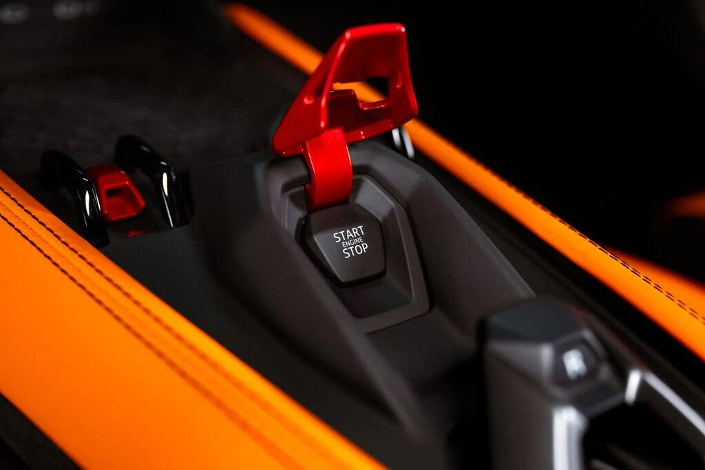 2026 Lamborghini Temerario - Image 21 of 31
