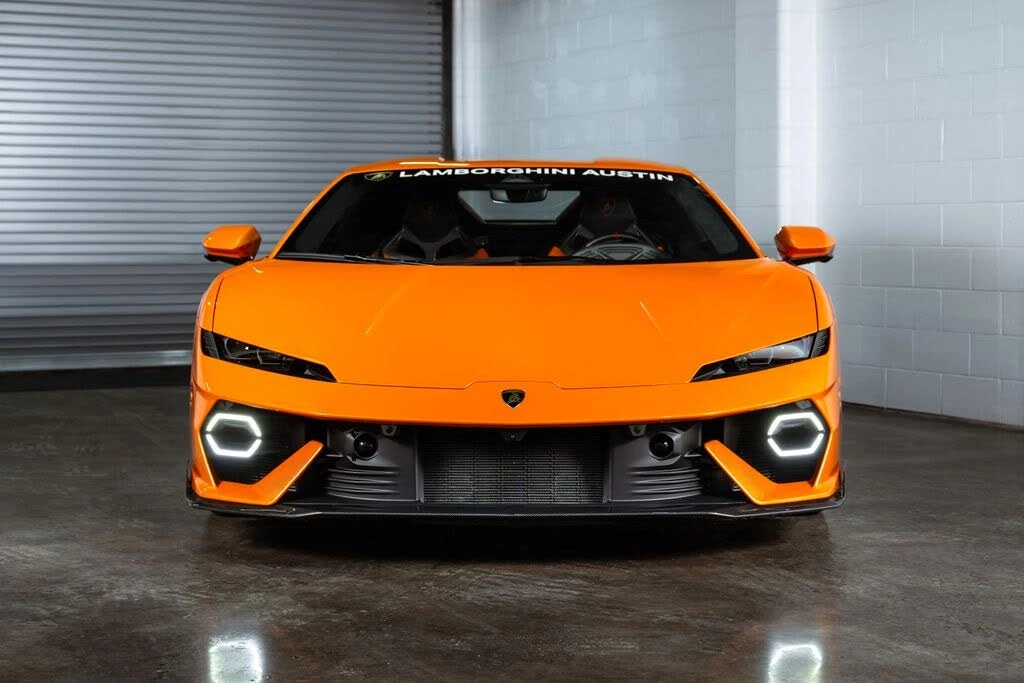 2026 Lamborghini Temerario - Image 8 of 31
