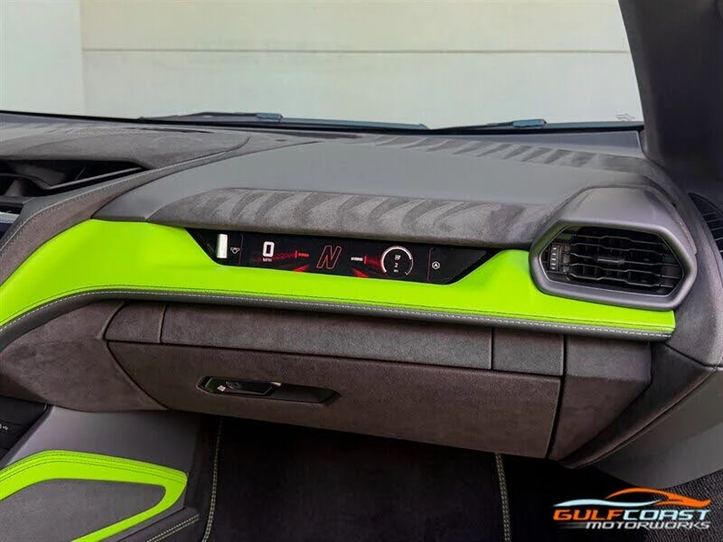 2026 Lamborghini Temerario - Image 30 of 31