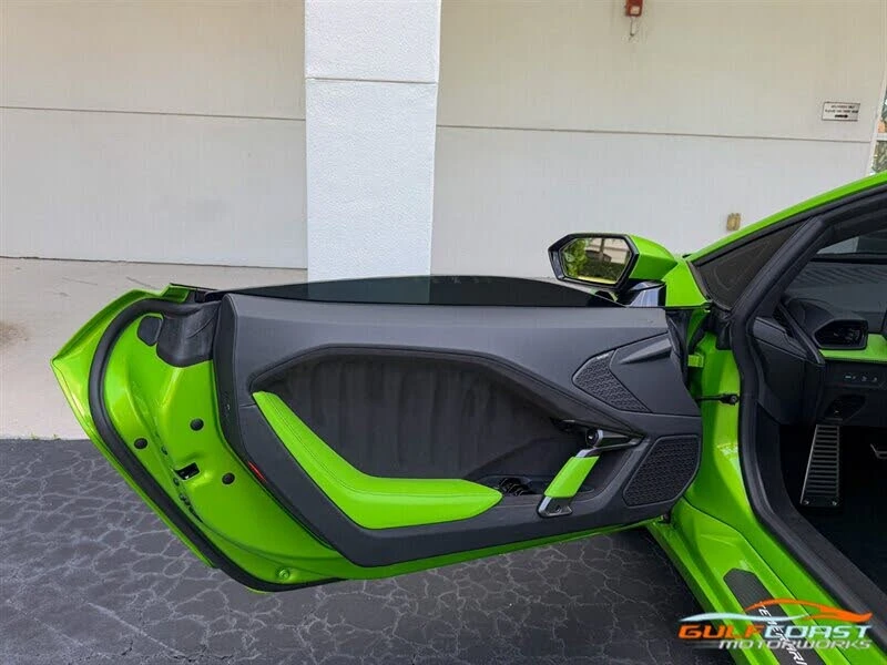2026 Lamborghini Temerario - Image 20 of 31