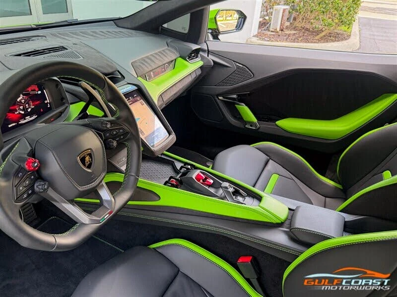 2026 Lamborghini Temerario - Image 13 of 31