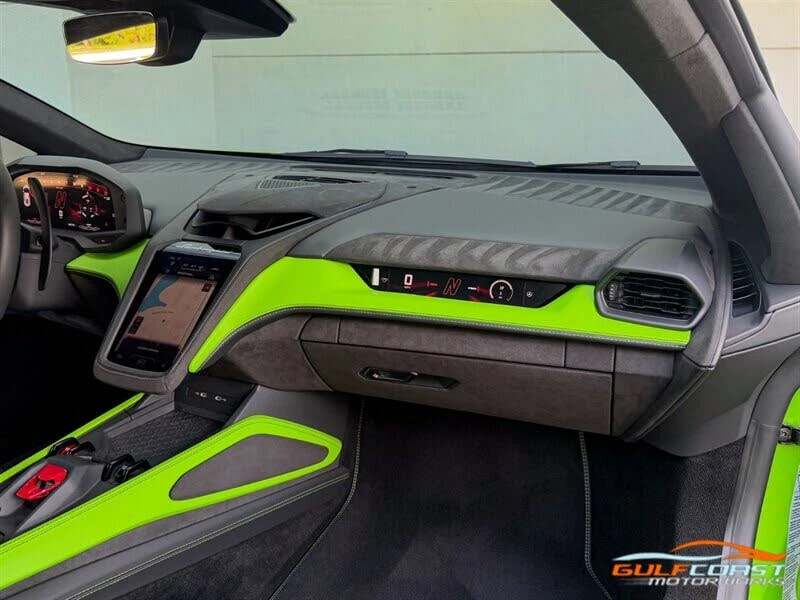 2026 Lamborghini Temerario - Image 29 of 31