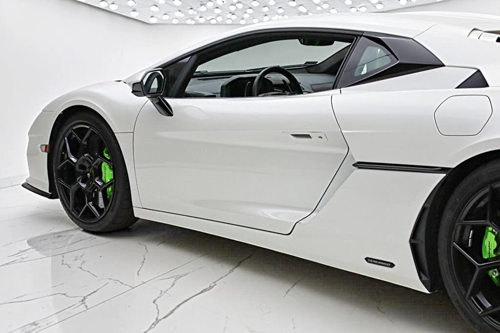 2026 Lamborghini Temerario - Image 7 of 31