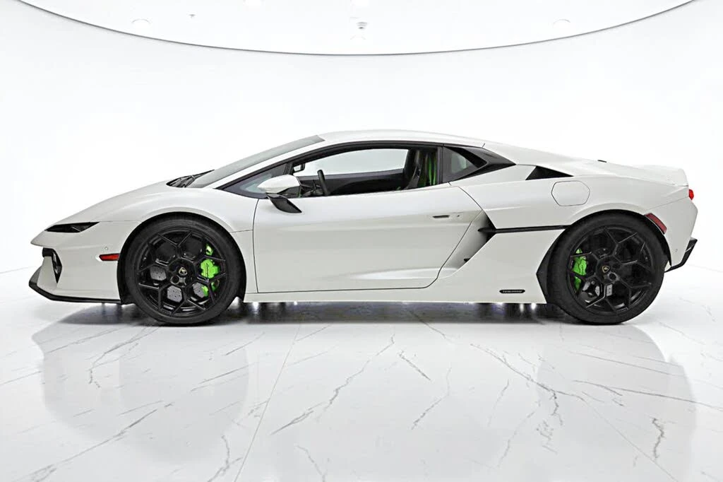 2026 Lamborghini Temerario - Image 3 of 31