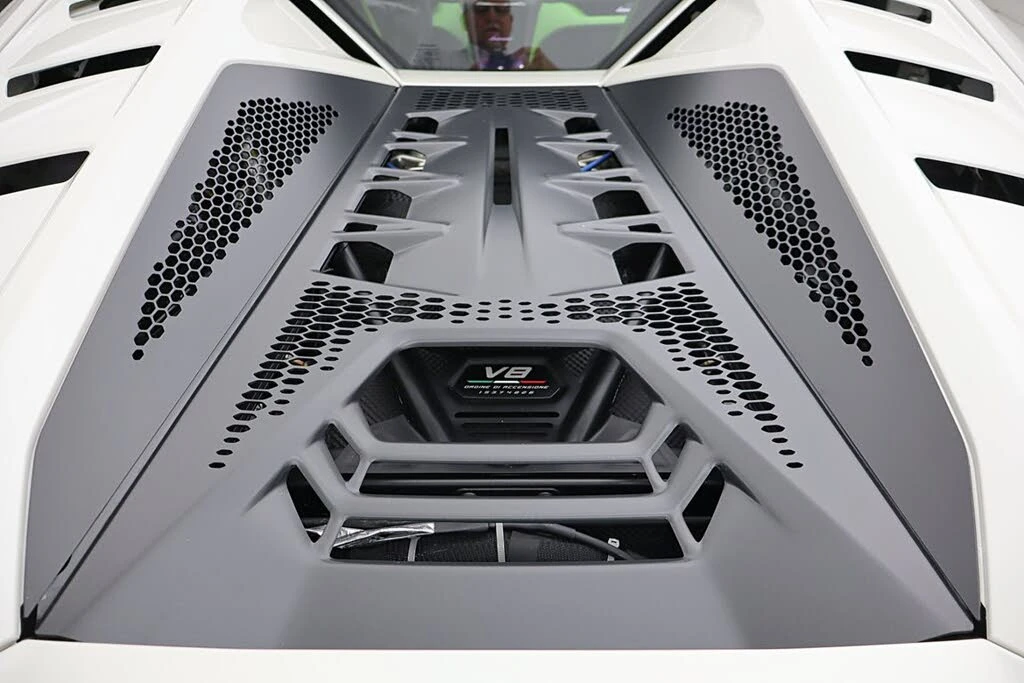 2026 Lamborghini Temerario - Image 17 of 31