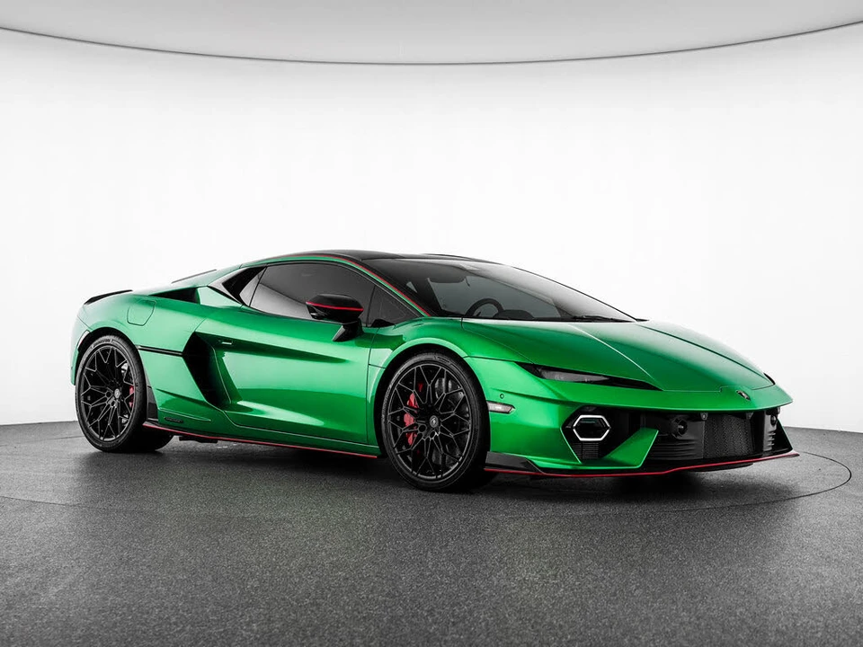 2026 Lamborghini Temerario - Image 8 of 31