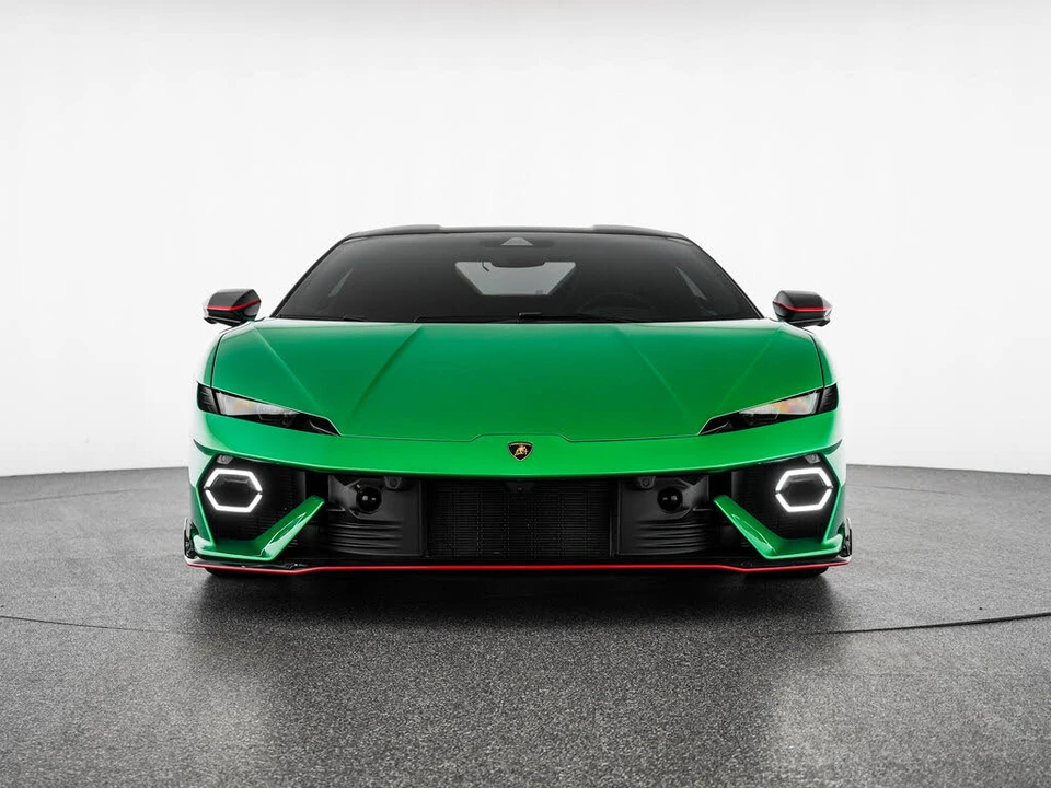 2026 Lamborghini Temerario - Image 10 of 31