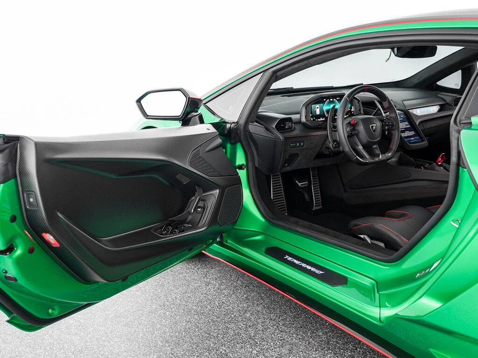 2026 Lamborghini Temerario - Image 12 of 31