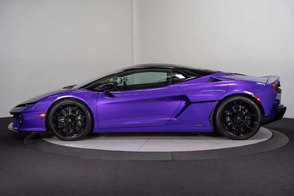 2026 Lamborghini Temerario - Image 7 of 31