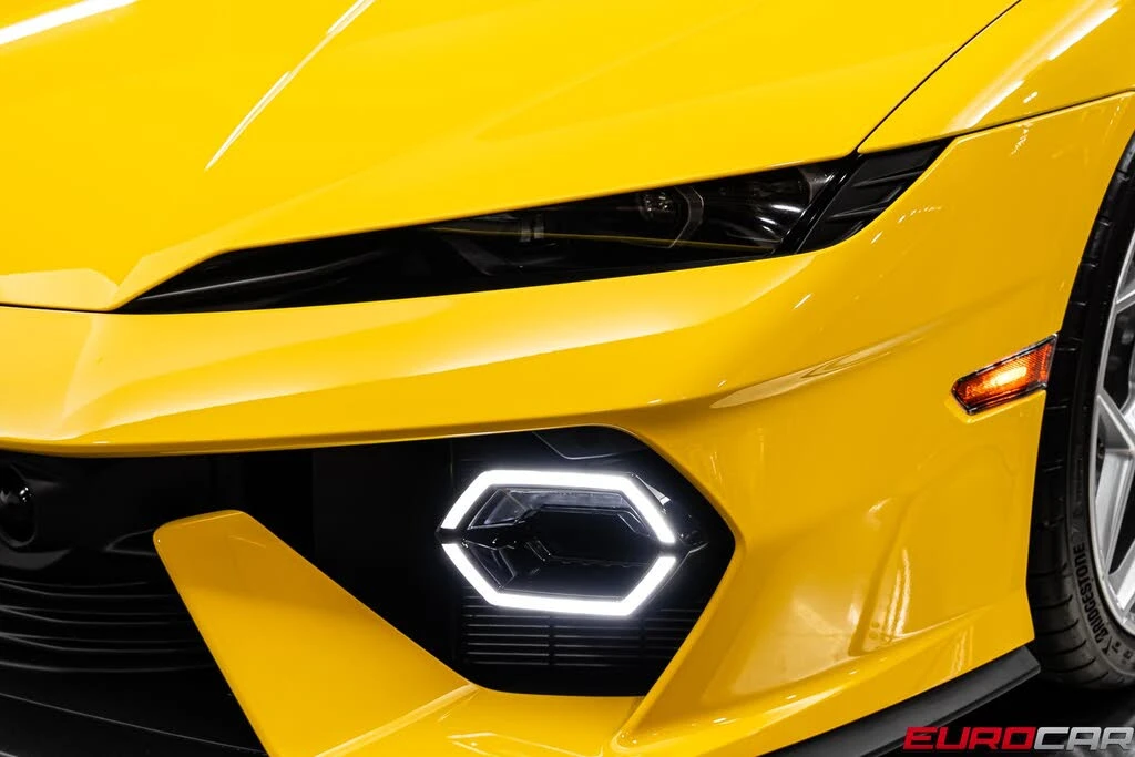2026 Lamborghini Temerario - Image 12 of 31