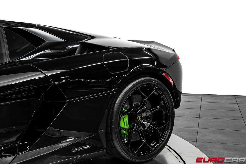 2026 Lamborghini Temerario - Image 15 of 31