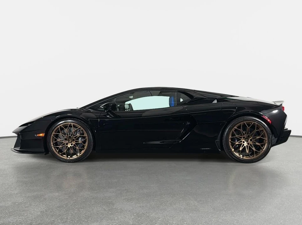 2026 Lamborghini Temerario - Image 11 of 31