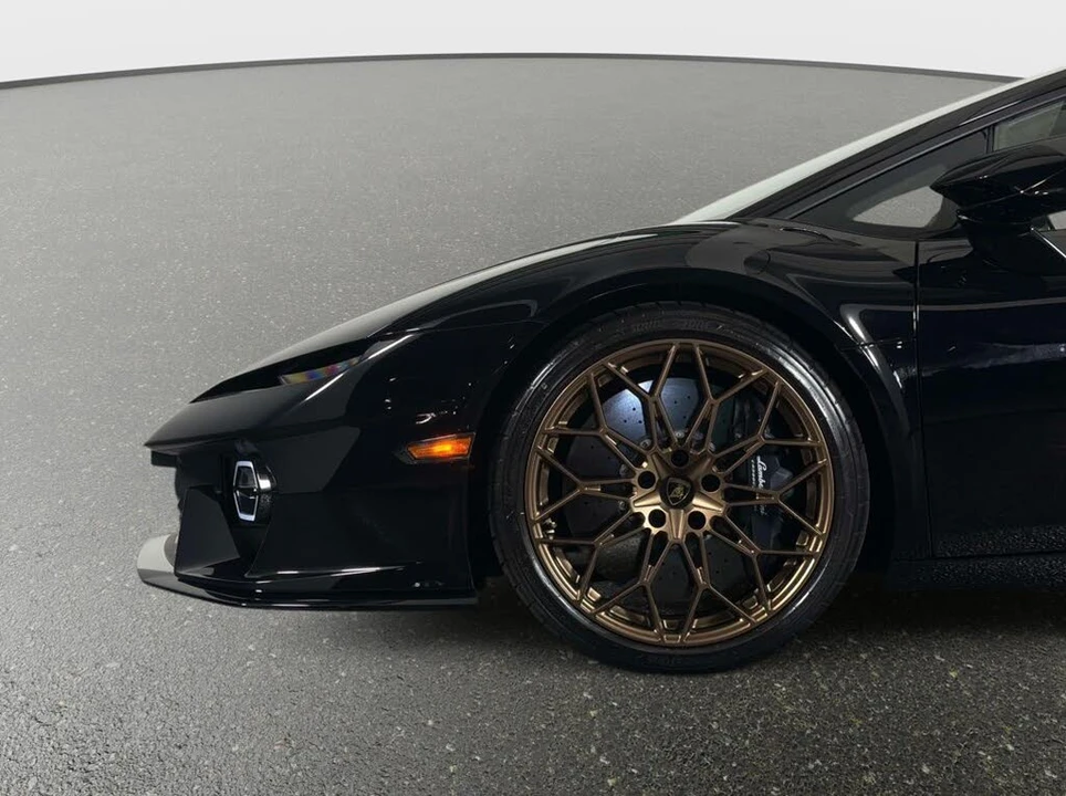 2026 Lamborghini Temerario - Image 13 of 31