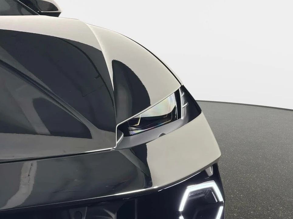 2026 Lamborghini Temerario - Image 18 of 31