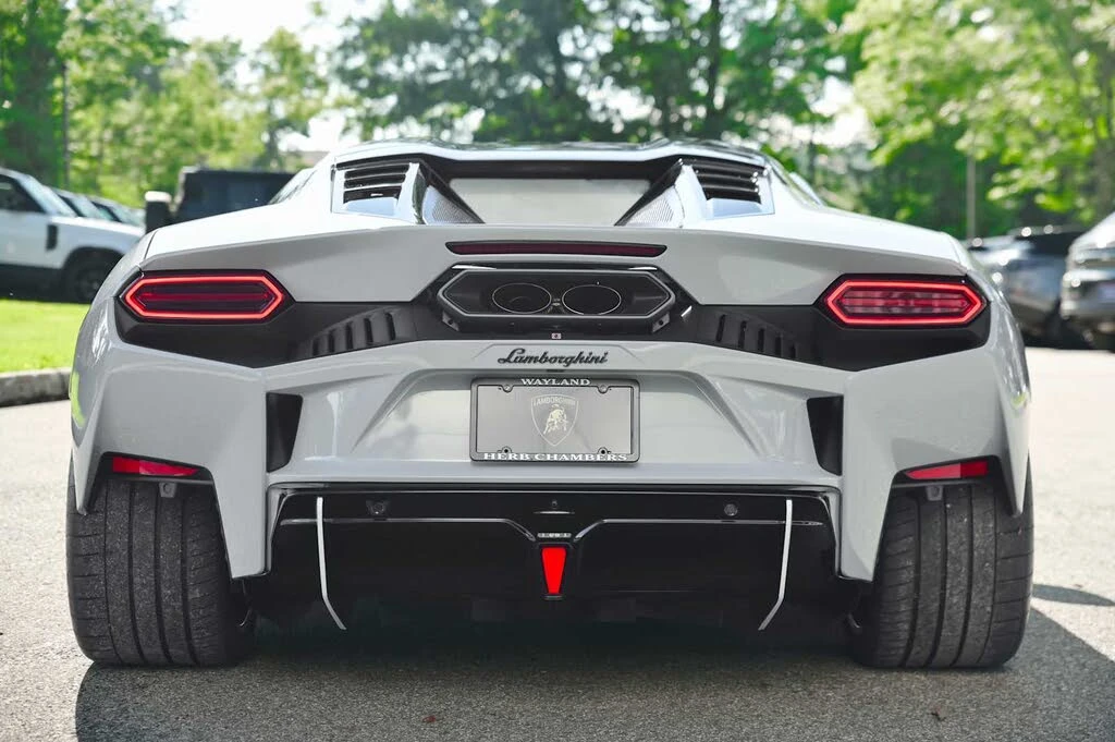 2026 Lamborghini Temerario - Image 12 of 31