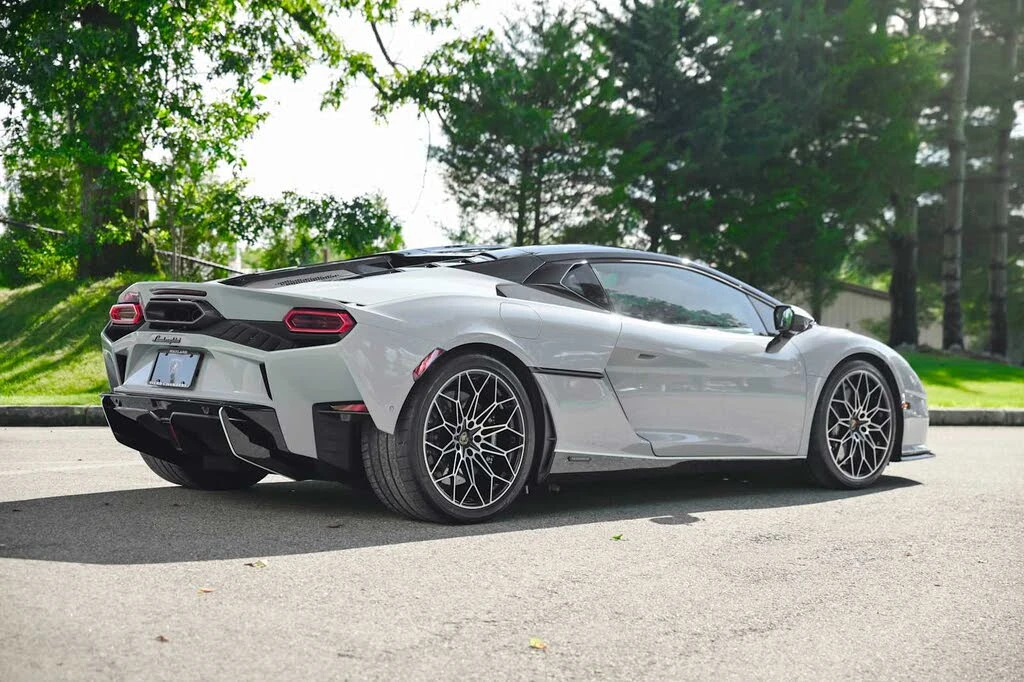 2026 Lamborghini Temerario - Image 10 of 31