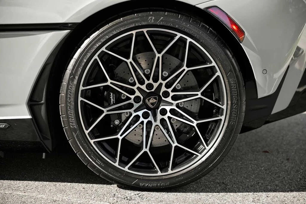 2026 Lamborghini Temerario - Image 24 of 31