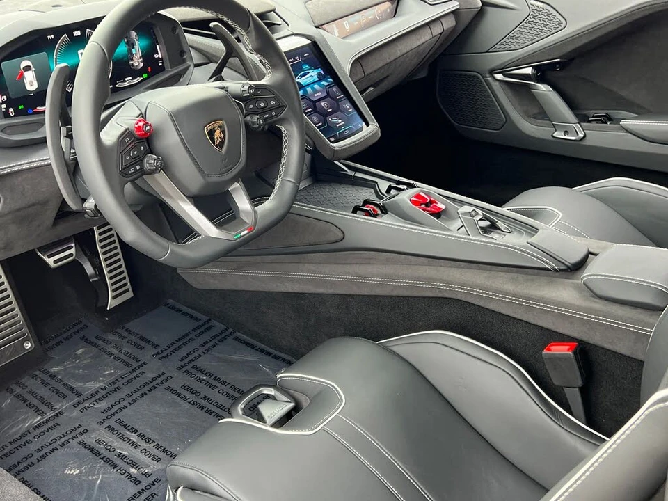 2026 Lamborghini Temerario - Image 2 of 31