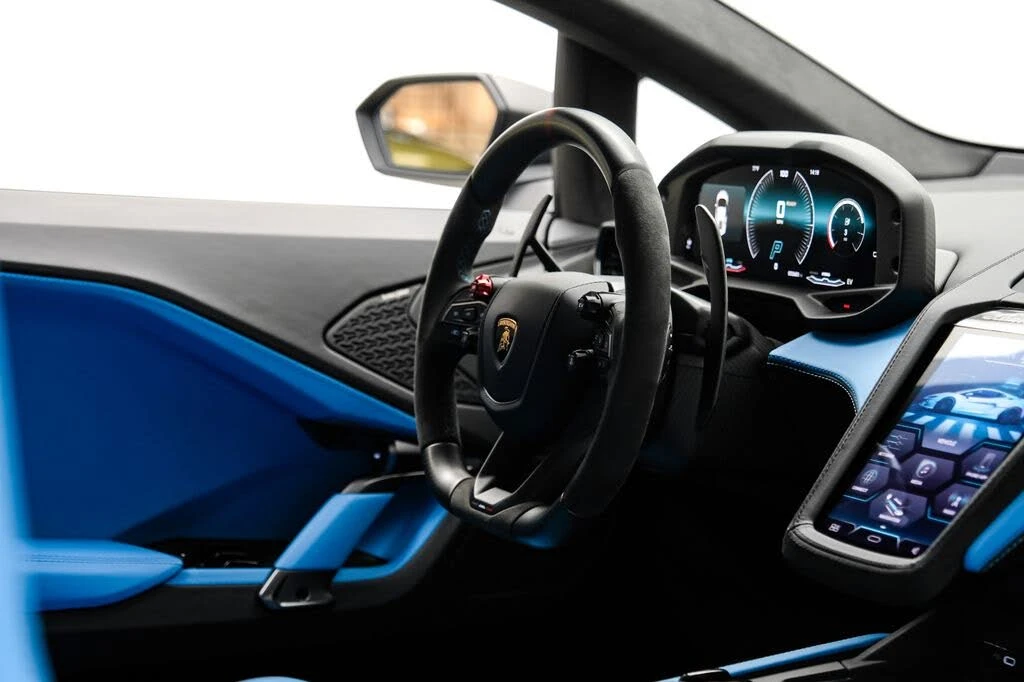2026 Lamborghini Temerario - Image 15 of 31