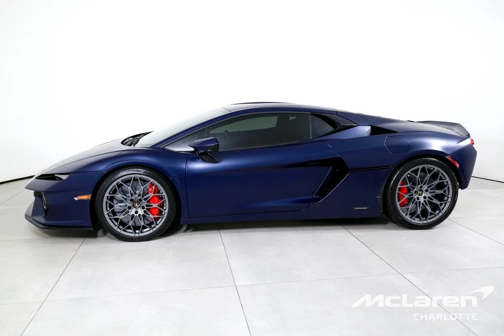 2026 Lamborghini Temerario - Image 5 of 31