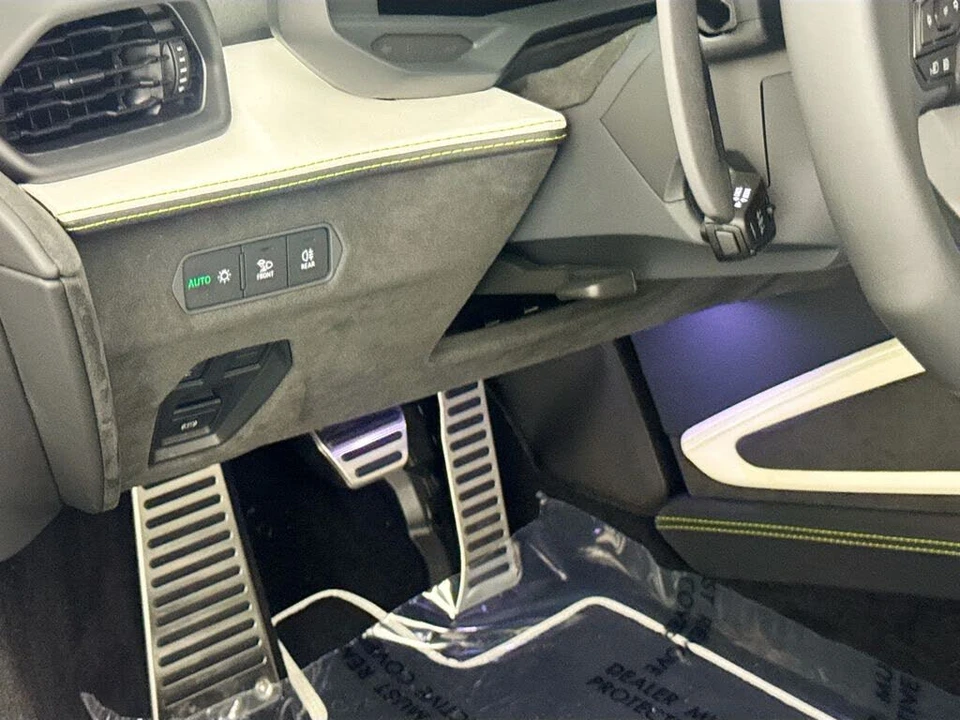 2026 Lamborghini Temerario - Image 10 of 26