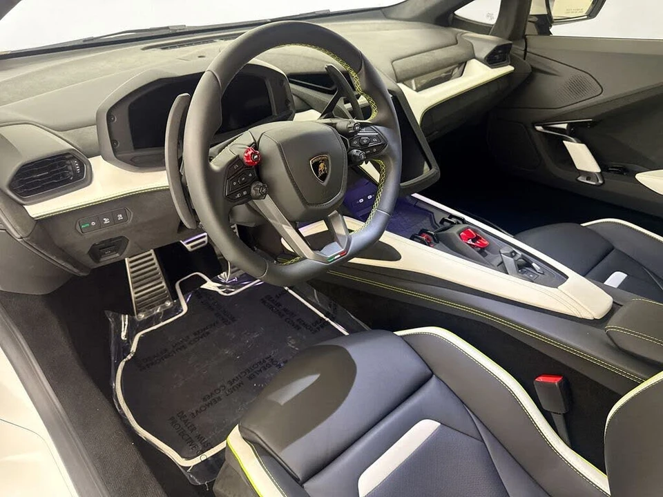 2026 Lamborghini Temerario - Image 9 of 26