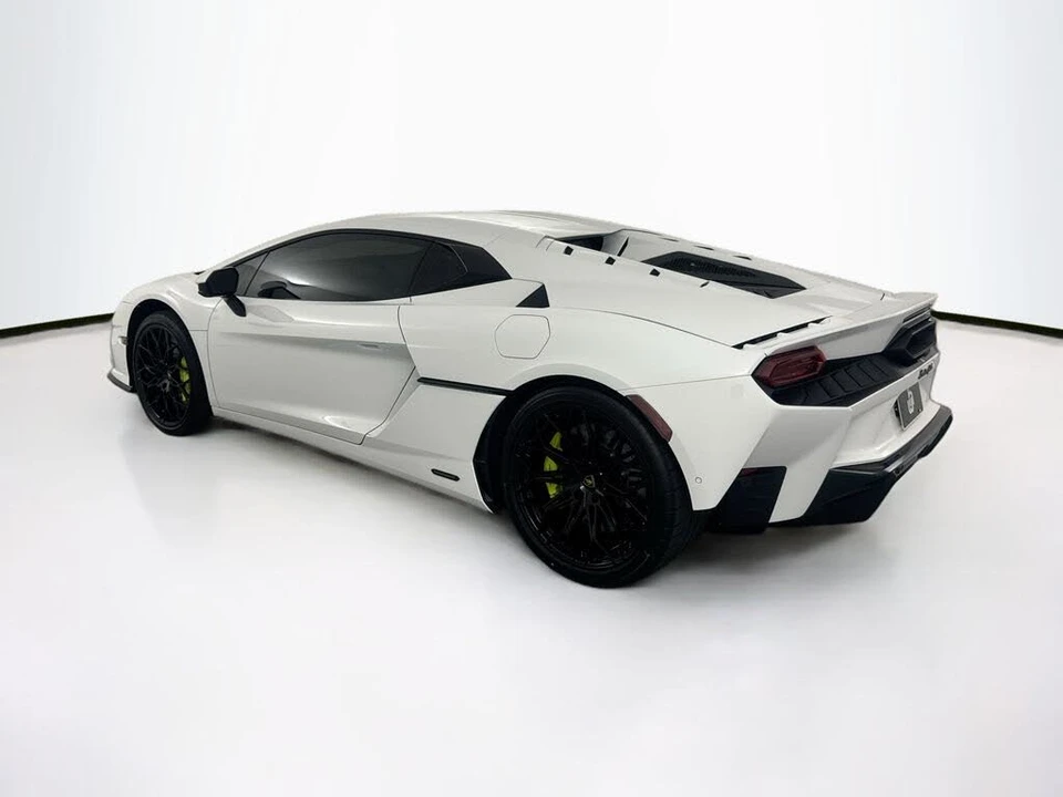 2026 Lamborghini Temerario - Image 7 of 26